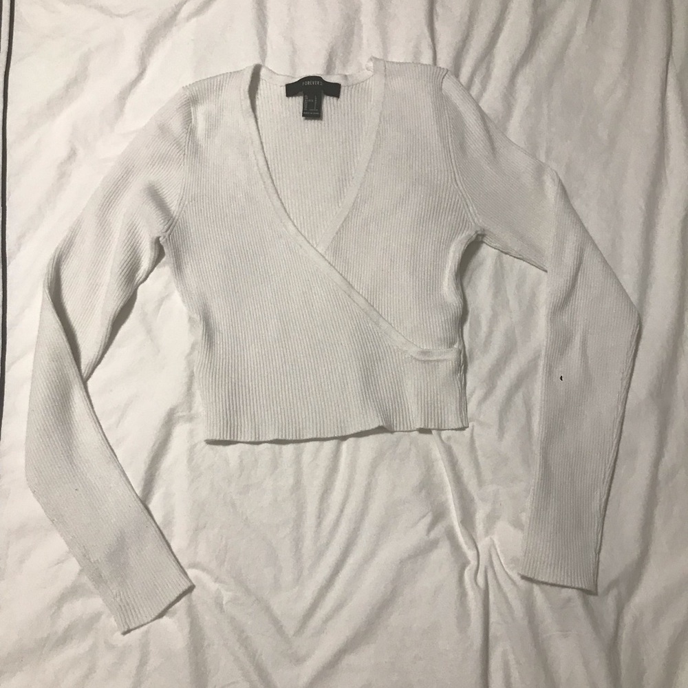 White Cropped long sleeve